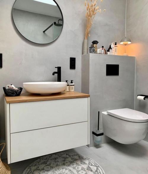 Закончили ремонтировать санузел. 04