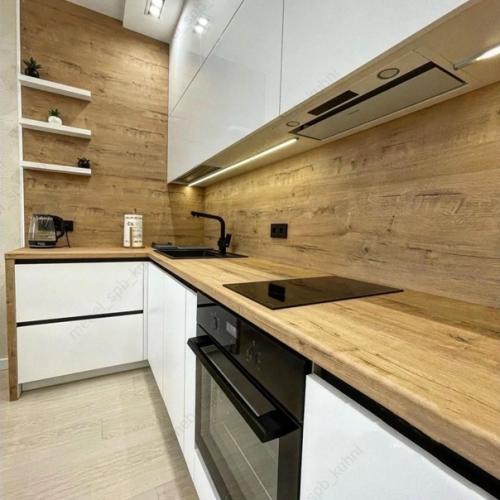 Выбрали для кухни глянец и ни разу не пожалели. 02