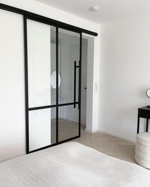 Современный нейтральный интерьер с черными акцентами. 03