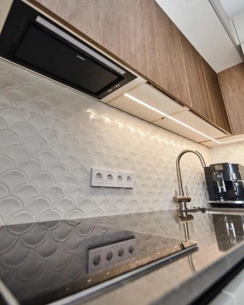 У нас кухня небольшая, но мы выжали из нее максимум. 06