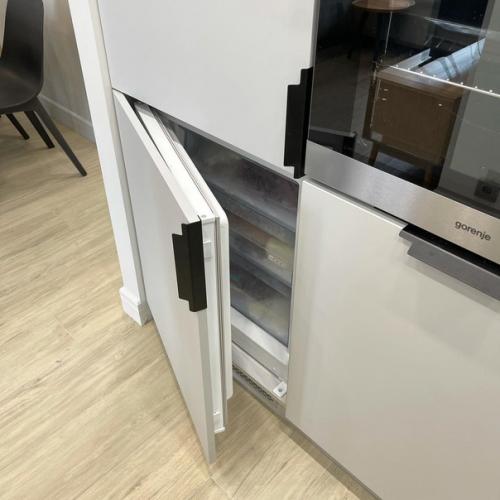 Кухня после монтажа в малогабаритной квартире. 06