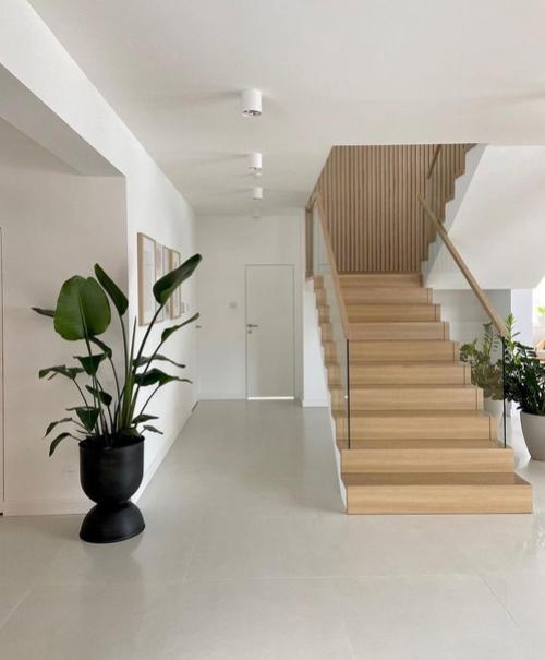 На такой огромной площади скандинавский стиль очень хорошо вписался. 07