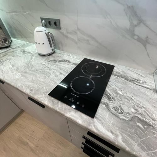 Кухня после монтажа в малогабаритной квартире. 07