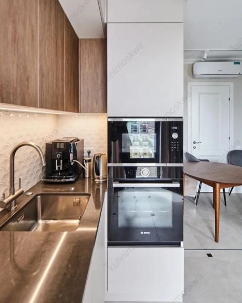 У нас кухня небольшая, но мы выжали из нее максимум. 05