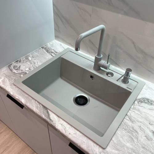 Кухня после монтажа в малогабаритной квартире. 03