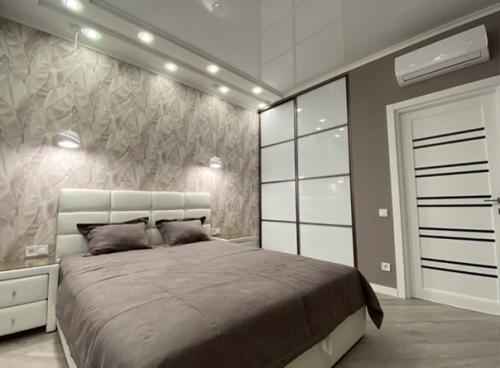 На у это наша небольшая берлога. 06