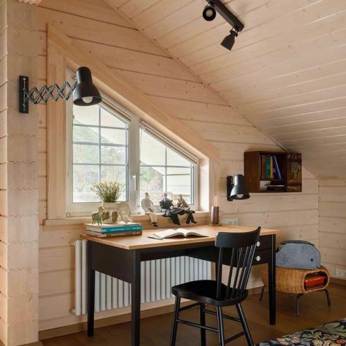 Насыщенный интерьер уютного домика. 06