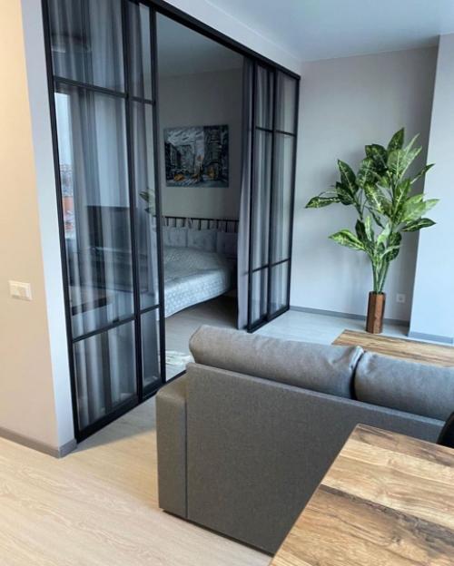 Двухкомнатная студия после капитального ремонта. 01