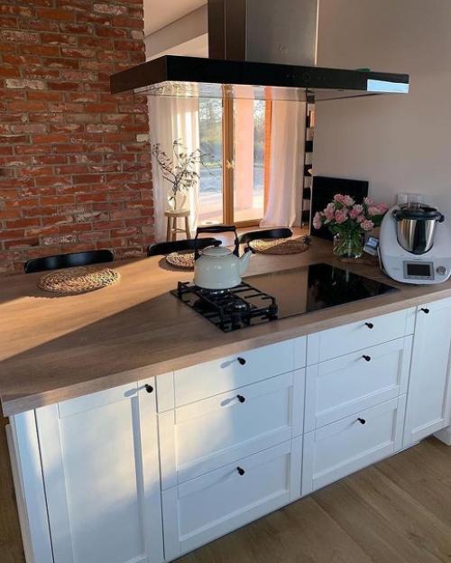 Просто хочется встать и аплодировать хозяевам этого загородного дома. 03