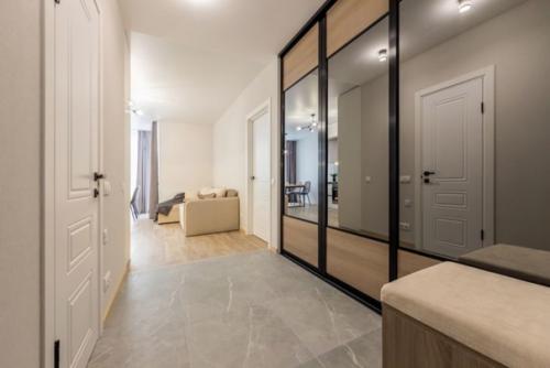 В этом интерьере дизайнер очень грамотно поработал с цветовой гаммой. 06