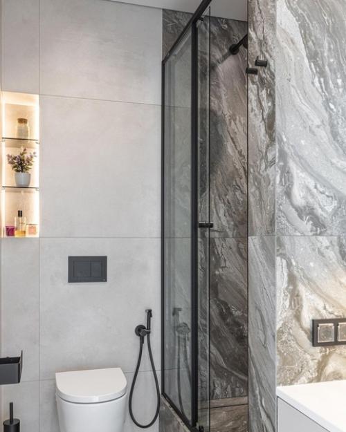 Стильный интерьер санузла с душевой площадью 3, 8 кв. 02