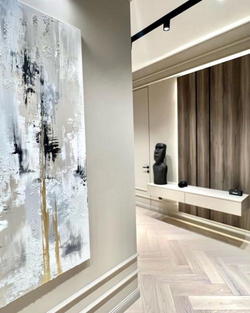 Очередная реализация.  Только в том случае, если заинтересует, мы выставим весь интерьер квартиры. 02