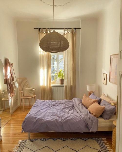 Не могу сказать, что это скандинавский интерьер квартиры, но безумно уютный. 04