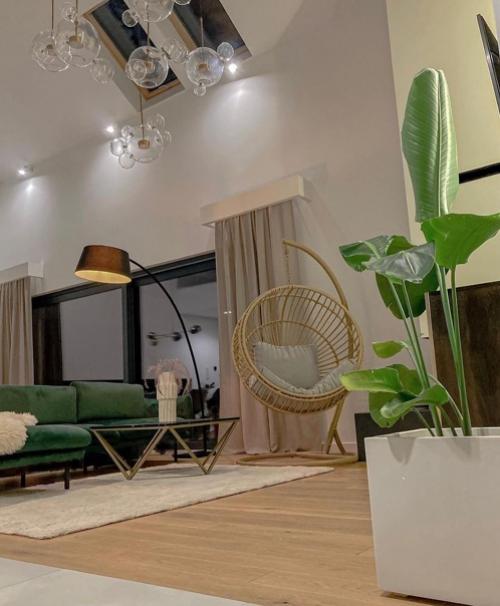 Остается только залипать и немного завидовать этой красоте. 03