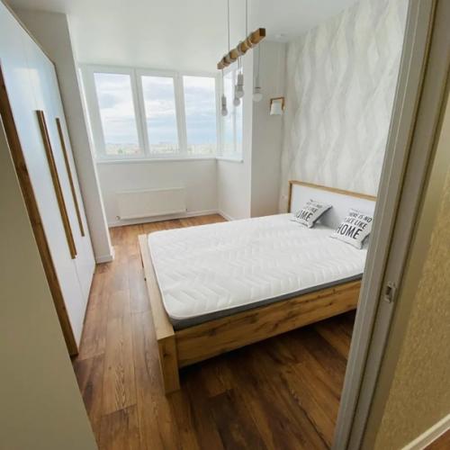 И мы тоже закончили капитальный ремонт квартиры. 06