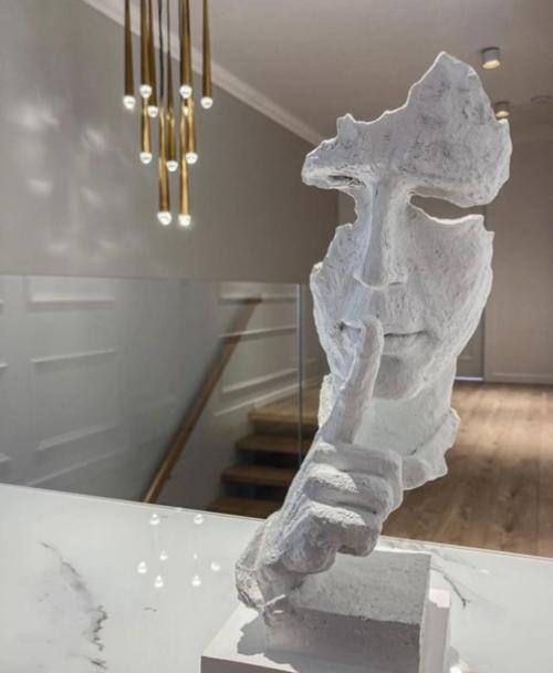 Остается только залипать и немного завидовать этой красоте. 09