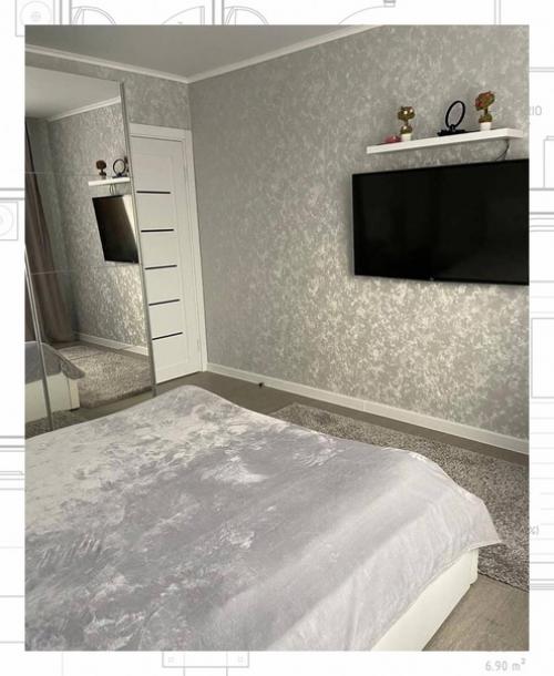 Наш ремонт.  Дизайн собственный, работа мастеров. 02