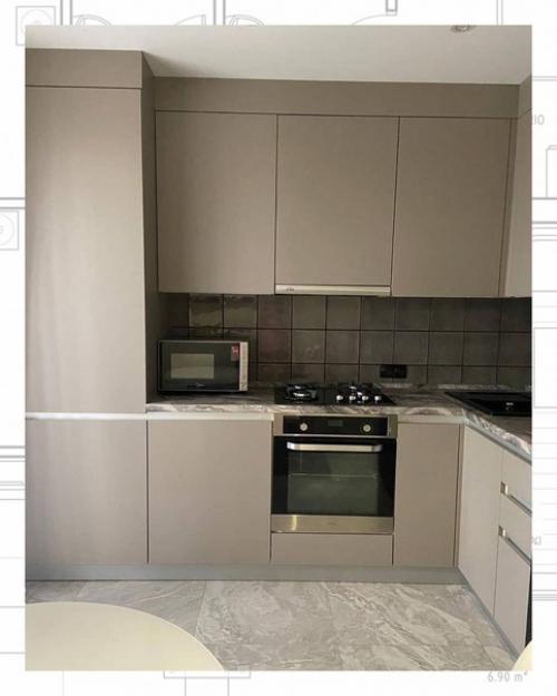 Наш ремонт.  Дизайн собственный, работа мастеров. 01