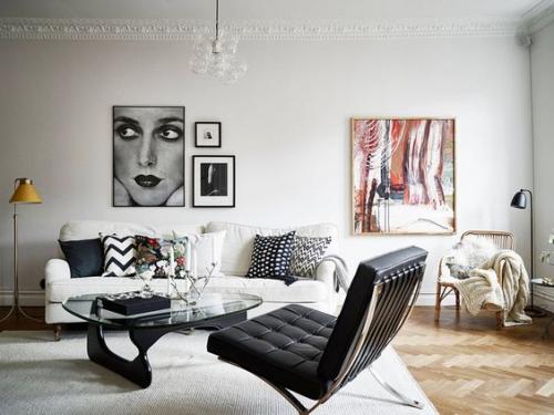 Скандинавские гостиные.  Комнаты оформлены в лучших традициях скандинавского дизайна - строго, минималистично и с акцентом на стильные детали. 03