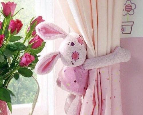 Милые идеи подхватов для штор в детской комнате. 08