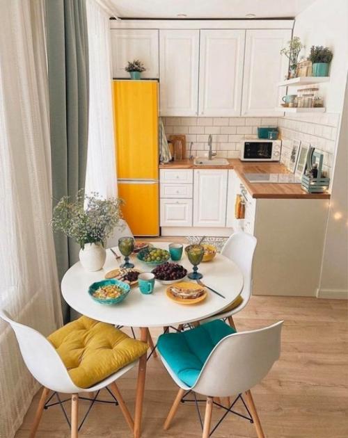 Площадь всего 47 м. кв. 01