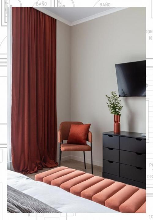 Минималистичный интерьер евротрешки в новостройке с удобной планировкой для семьи из 3-х человек. 05