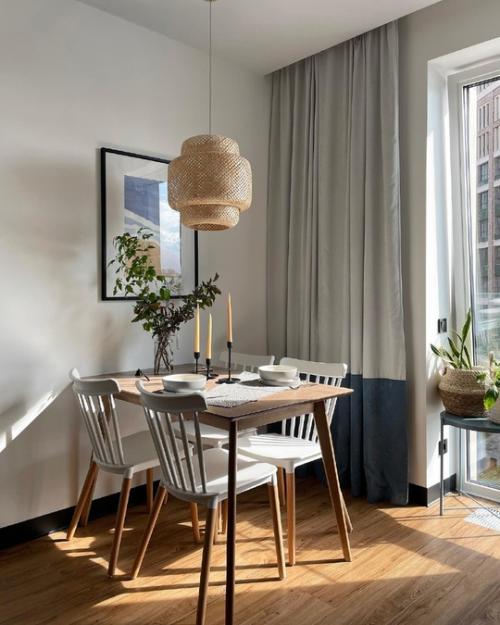 Насыщенный интерьер квартиры, стиль которой можно отнести к авторскому минимализму. 01