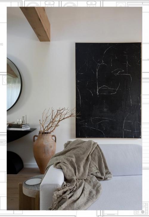 Светлые базовые интерьеры отлично подходят для игры с фактурами и акцентами. 02