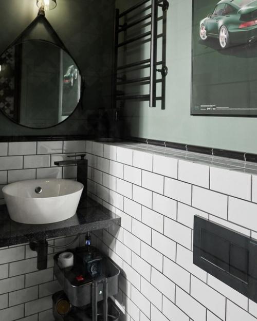 Брутально, видно, что санузел для мужчины. 01