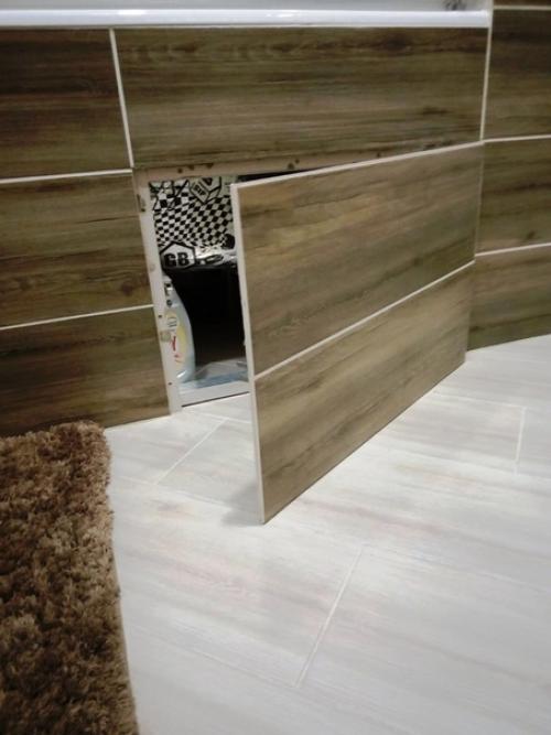 Сделали с напарником санузел в кирпичном доме. 08