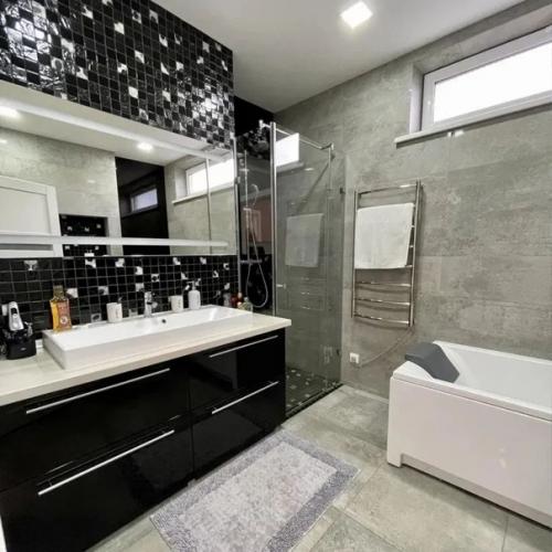 Дом новой постройки. 04