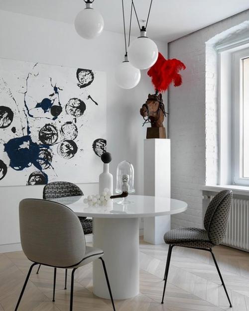 Залип на этом дизайн - проекте, потому что очень много интересный идей. 03