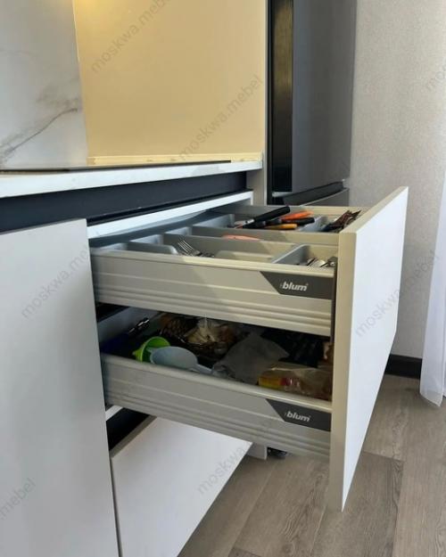 Кухня сразу после монтажа. 05