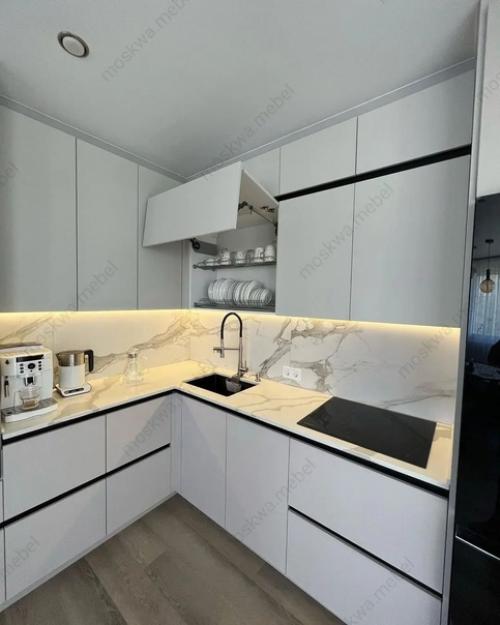 Кухня сразу после монтажа. 07