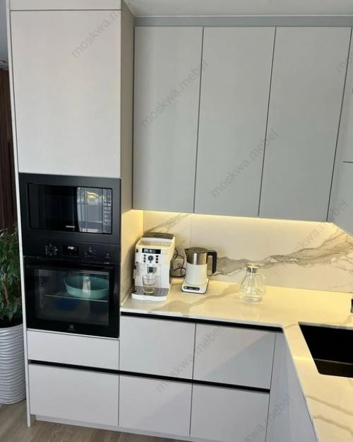 Кухня сразу после монтажа. 08