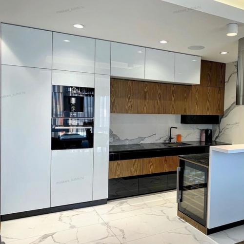 Кухня с гостиной совмещена. 01