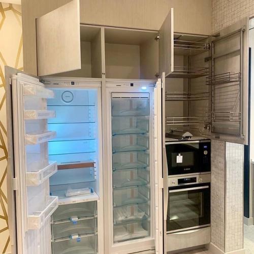 Кухня на лоджии.  Капитальная перепланировка получилась. 06