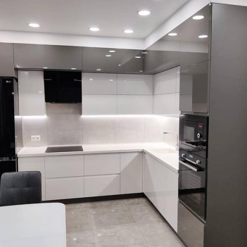 У нас тоже есть чем похвастаться. 01