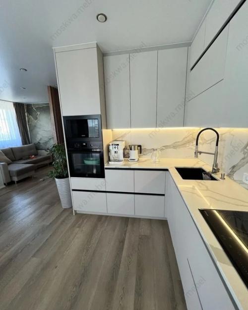 Кухня сразу после монтажа. 06