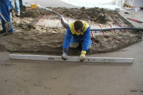 Стяжка под паркет своими руками. 01