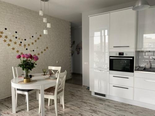 Двухкомнатная квартира, площадью 70 кв. 02