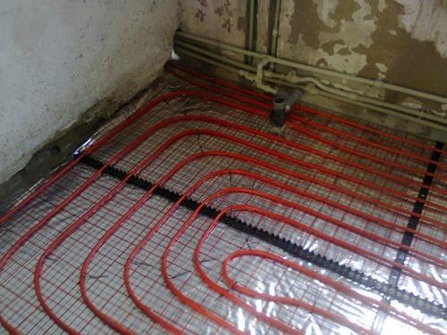 Монтаж водяного теплого пола из сшитого полиэтилена. 03
