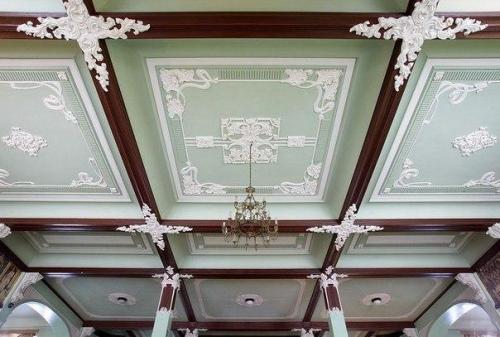 Самая красивая школа России - ногинская средняя школа номер 10. 02