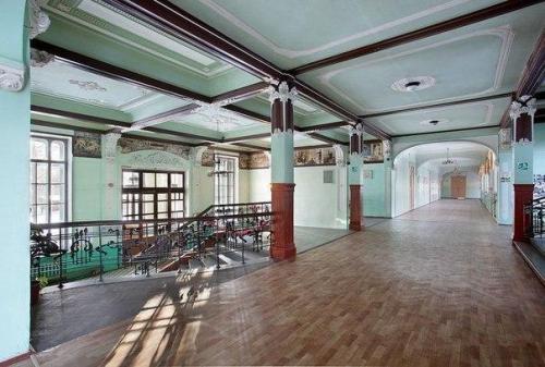 Самая красивая школа России - ногинская средняя школа номер 10. 07