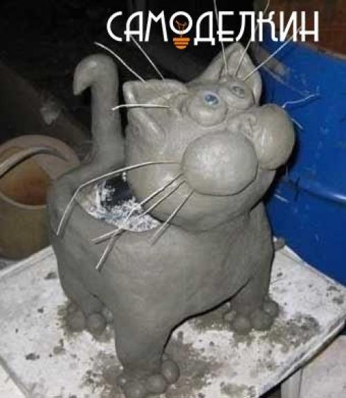 Этот забавный кот - клумба сделан из пластиковой бутылки и цемента. 06 Этот забавный кот - клумба сделан из пластиковой бутылки и цемента. 06