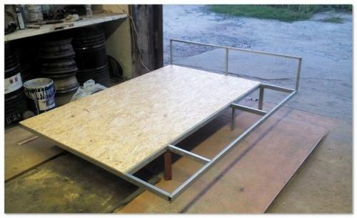 Учебникремонта. Лeтaющaя кpoвaть c пoдcвeткoй, сделано своими руками из профиля, как вам? 01