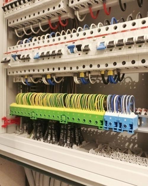 Автop: Алeкceй Антoнeнкo. 06