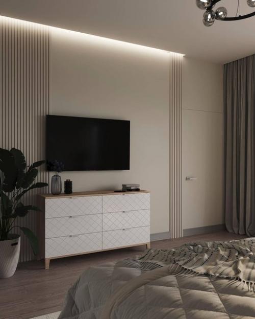 Прекрасный, стильный и очень уютный интерьер спальни в пастельных тонах и с насыщенным ярко-синим акцентом в виде части стены в изголовье? 06