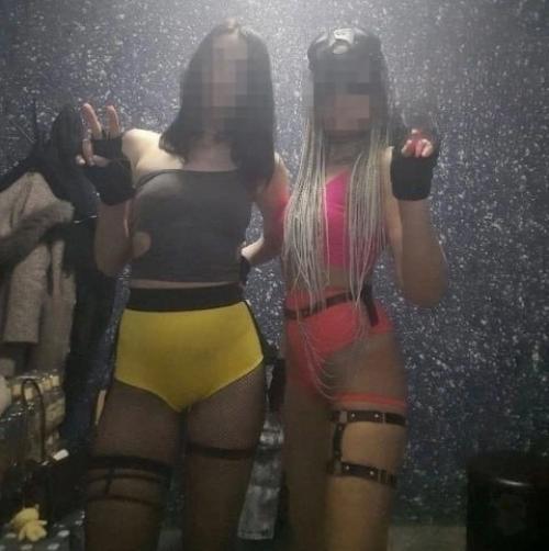 В алтайском крaе разгорелся большой скандал вокруг воспитaтeльницы дeтсада, которая стала подрабатывать стриптизершей. 02