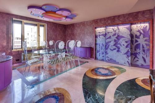 Площадь квартир - 210 кв. 01